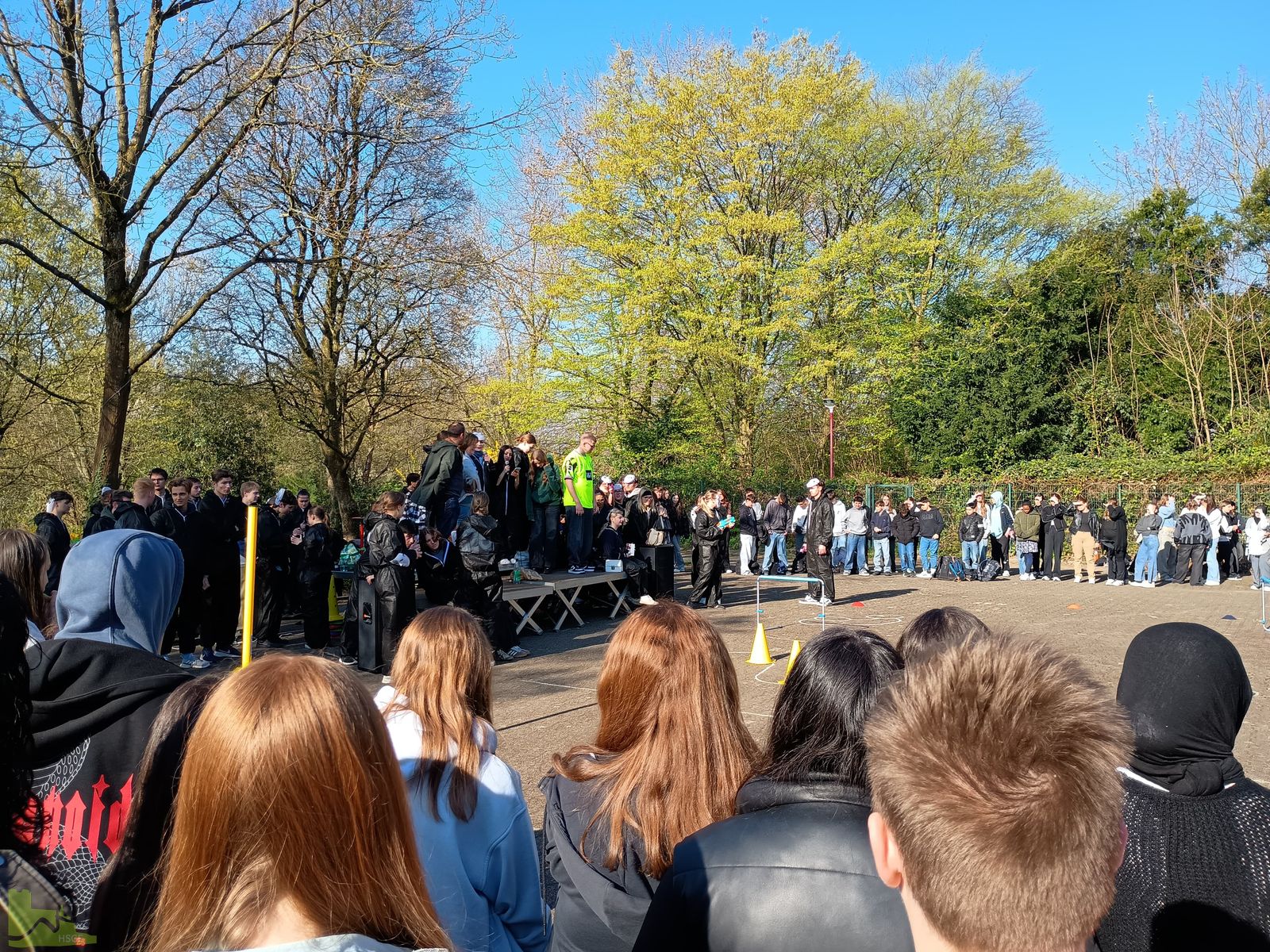 Letzter Schultag der Abiturientia: Sonne, Spiele und jede Menge Spaß an der Hardenstein-Gesamtschule